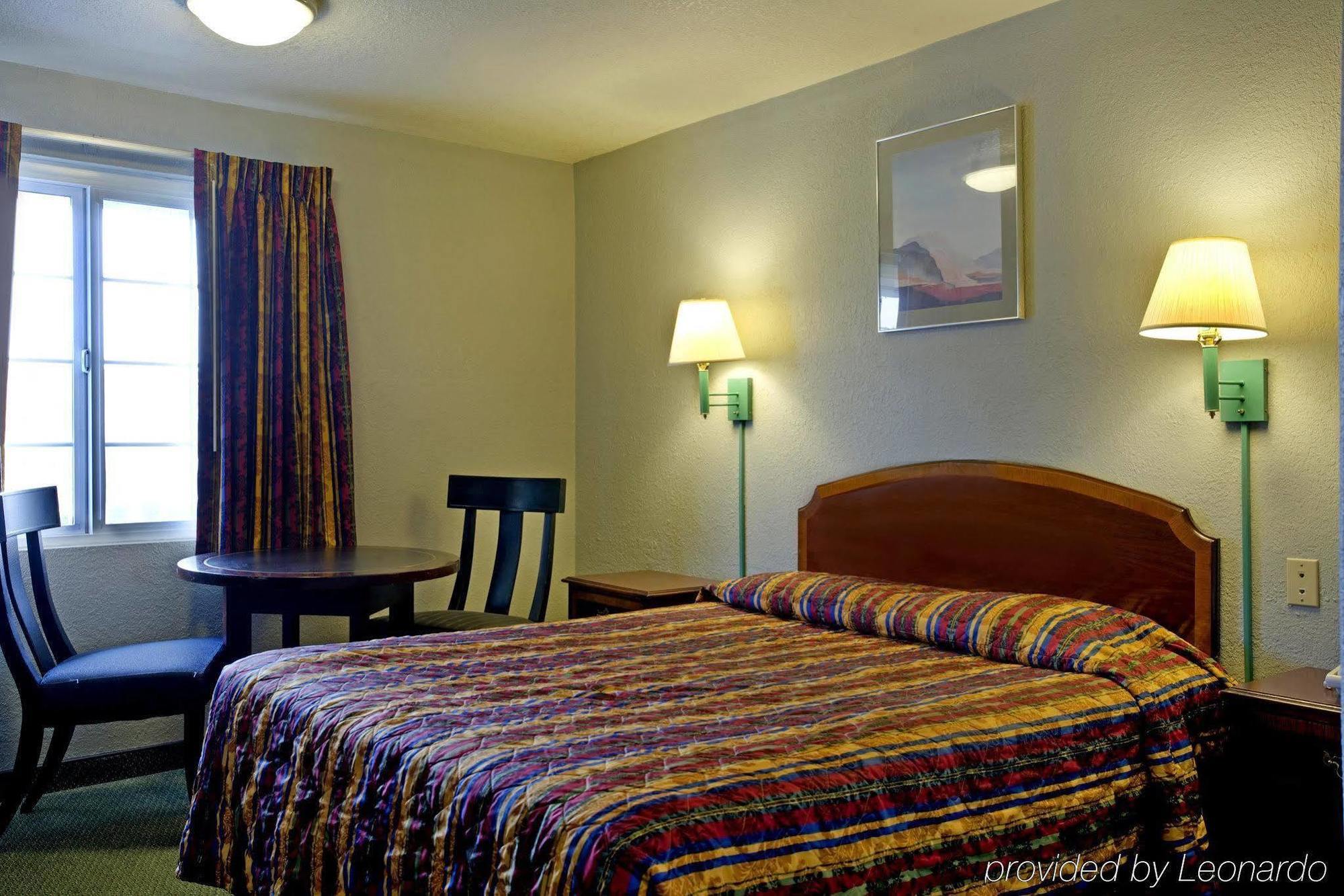 Sealamp Inn Seaside Szoba fotó